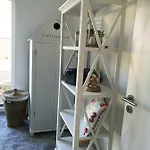 Suedterrasse Mit Kamin Bj 2019 * تيميندورفير ستراند