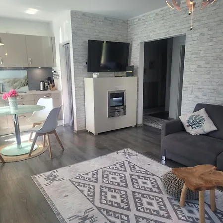 Appartement Suedterrasse Mit Kamin Bj 2019 *
